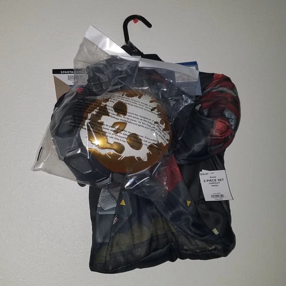 NEW Halo Spartan Emile Halloween Costume Boys Small 4-6 Jumpsuit Mask - Picture 5 of 7